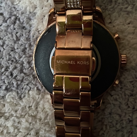 Michael Kors women’s smart watch - Picture 2 of 3